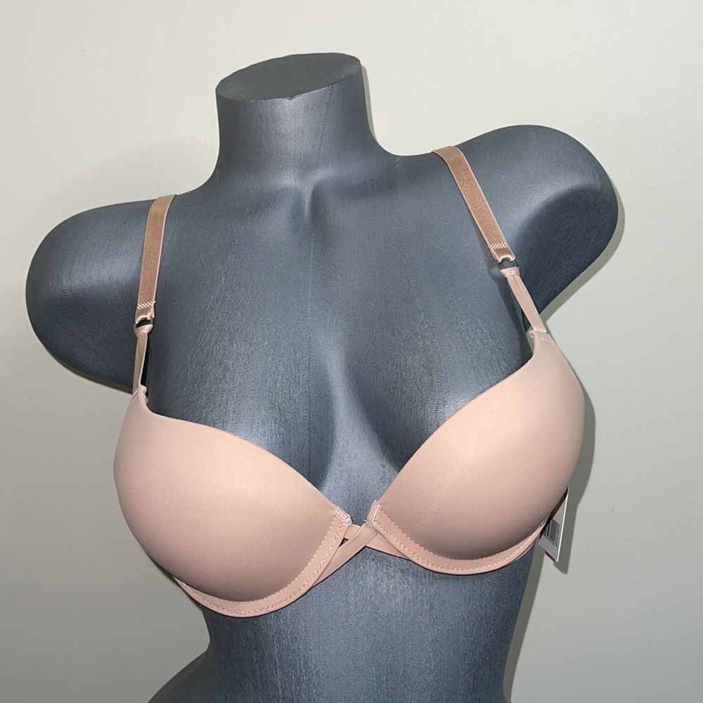 SUPER PUSH UP EXTREME PADDED MAXIMUM LIFT ADD 2 CUP SIZE BOMBSHELL BRA.